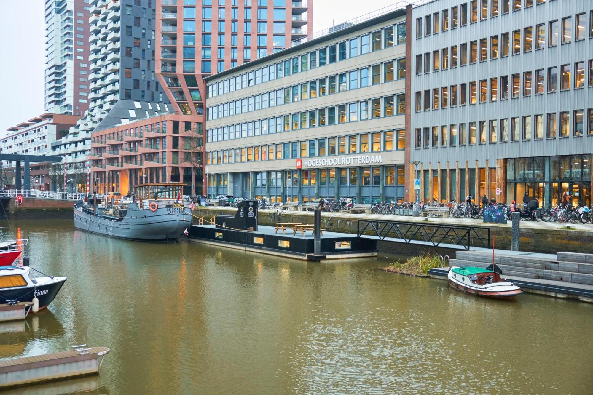 De Coaster & Aquarium Ponton Hotell Rotterdam Exteriör bild